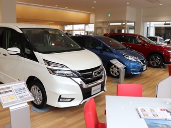 札幌日産自動車株式会社 中央店 Top